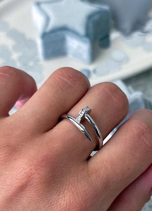 Серебряное кольцо родированое гвоздь в стиле известного бренда с фианитами, 925 проба 17.5