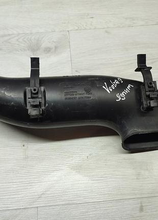 Повітрозабірник 50095ao 55354057 9177099 382131589 gm opel vectra c
