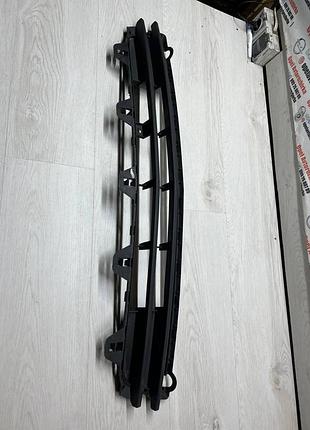 Решітка радіатора переднього бампера opel meriva a (2003-2006) 13184267