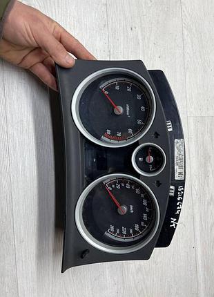 Панель приладів opel astra 2.0 16v (h) 2004-2010 13216674 247680