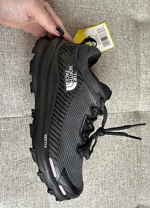 Жіночі кросівки north face , устілка 24.5. розмір 39