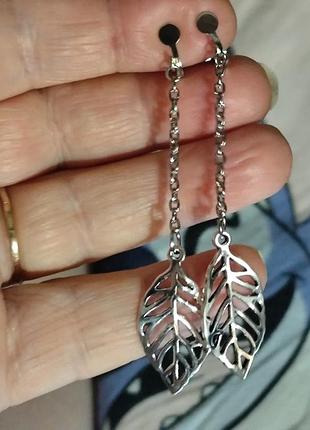 Клипсы серьги длинные (без прокола) серебристые листья