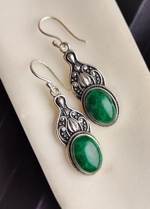 Сережки індійський смарагд овал. сережки зі смарагду. кульчики смарагд. індія.