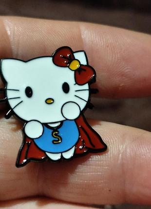 Брошка-брешка значок пін кошенятко хеллоу киті kitty метал емаль hello kitty супергерой