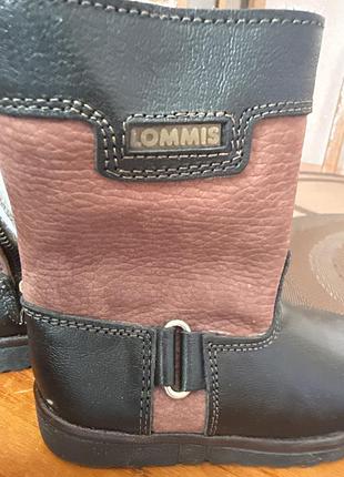 Зимові чобітки для дівчинки (нові)