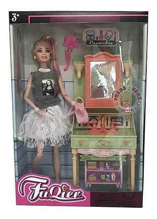 Кукла fu qier в ванной комнате