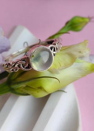 Кільце натуральний преніт. преніт коло в сріблі. перстень з преніту. розмір 17,8. індія.