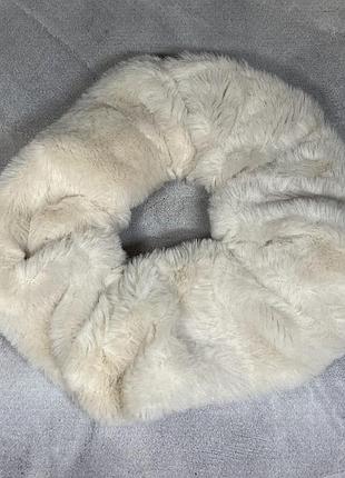 Резинка для волос с искусственным мехом, диаметр 9 см, молочный, 1 шт, арт 019283, молочный