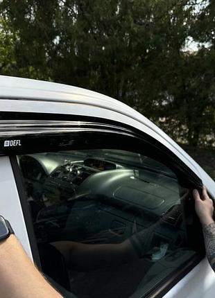 Вітровики для mercedes vito w-639 viano 2003-2015 (defl) q2