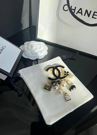 Брендова брошка позолота, люкс якість, з перлами