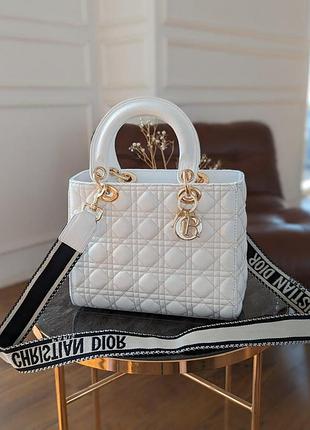Жіноча сумка крістіан діор білий із широким ремінцем люкс велика yousf