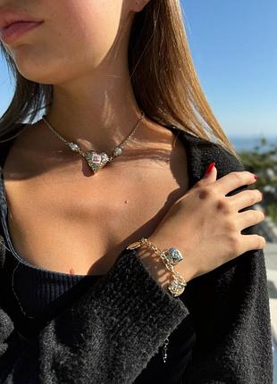 Шанель колье сердце розовая эмаль с жемчугом и декором в виде логотипа / позолота 18к