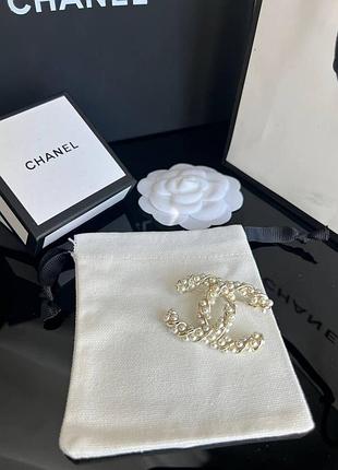 Шанель брошь мелкий жемчуг / брендовая брошь позолота, люкс качество, с жемчугом