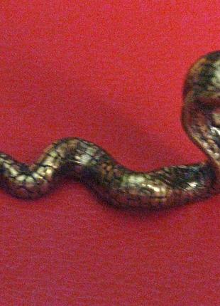 Небольшая фигурка статуэтка латунная сувенир змея кобра латунь