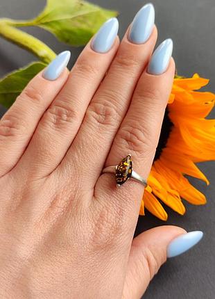 Бурштин кільце маркіз. натуральний бурштин в сріблі. каблучка з натурального бурштину. розмір 18. індія.