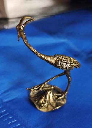 Фигурка статуэтка латунная птица латунь цапля аист журавль длинная шея