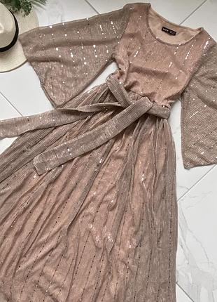 Пудрова святкова сукня від шейн у блисктікц