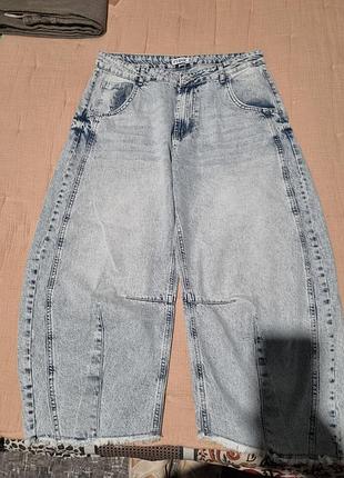 Джинси 40 розмір, середня посадка, на низький зріст буде ідеально