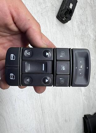 Блок керування склопідйомниками opel vectra c, опель вектра ц. 13224059