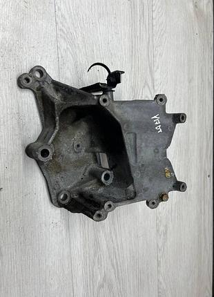 Кронштейн лапа кріплення двигуна opel combo c astra g 1.7dti y17dt 897255256