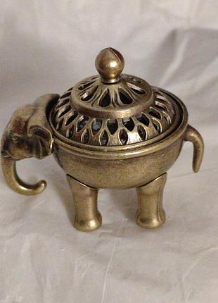 Фигурка статуэтка латунная металл латунь тарелочка курительница пепельница сверху слон