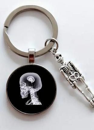 Медицинский круглый брелок на ключи мозг головной ренген головы мозг и скелет