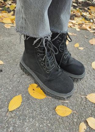 Женские ботинки на флисе 36 размер, ботинки весна осень черные с шнуровкой, ботинки из искусственной замши, ботинки искусственная замша черная