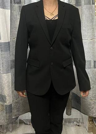 Жіночий піджак