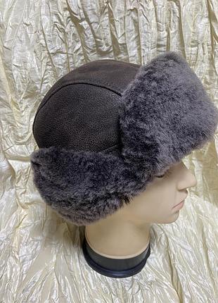 Чоловіча вушанка з натуральної овчини коричнева з чорним хутром 56-58 темно-коричневий із сірим хутром 56-58 см