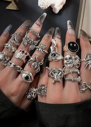 24 шт. комплект сріблястих готичних каблучок