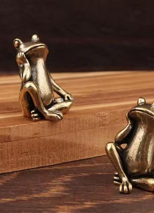 Лягушка из латуни арт. 07242