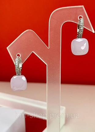 Сережки помеллато посріблені з ніжним рожевим кристалом і розсипом цирконію