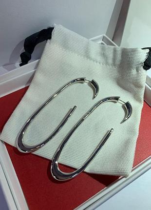 Брендовые необычные серьги-гвоздики в стиле сен лоран, покрытие серебро 925