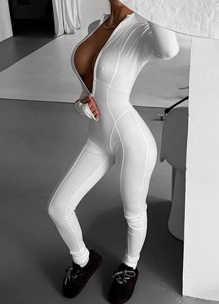 Женский комбинезон