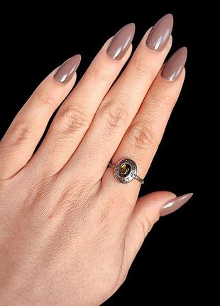 Бурштин кільце овал. натуральний бурштин в сріблі. каблучка з натурального бурштину. розмір 17,5. індія.