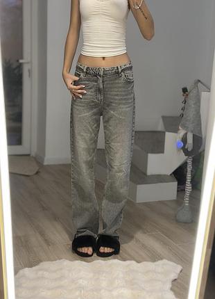 Джинси на низькій посадці