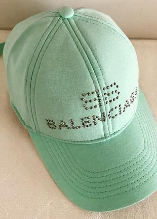 Женская бейсболка мятного цвета с камнями 55-56