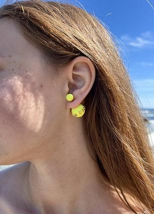 Діор сережки 2 кульки яскраві (кислотно-жовтий колір) / сережки літні флуоресцентні/сережки 2 кульки яскраво-жовті