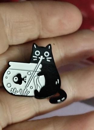 Брошь брошка пин значок пин кот кошка аквариуи рыбка