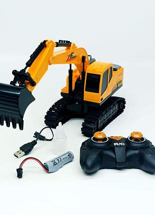 Екскаватор на радіоуправлінні 789-410b 30 см 1:20 — зі світлом і димом, акумулятор, 2.4g