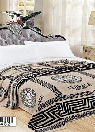 Плед-покрывало 160х220 золотое версачи