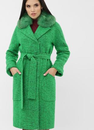 Зимнее пальто с натуральным мехом3 фото
