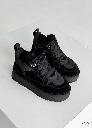 Повседневные женские замшевые ботинки с текстильными вставками