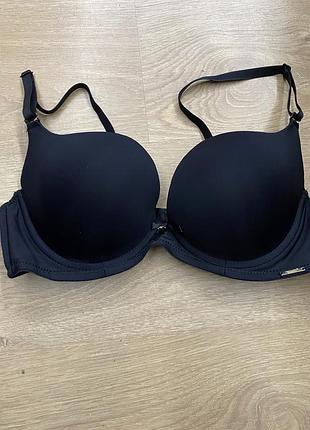 Ліфчик бюстгальтер