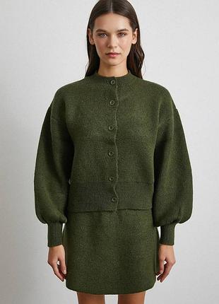 Лаконичный костюм