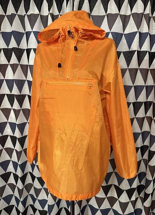 Анорак-ветровка