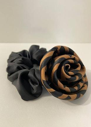 Шелковая решена для волос с цветком / нарядная заколка для волос