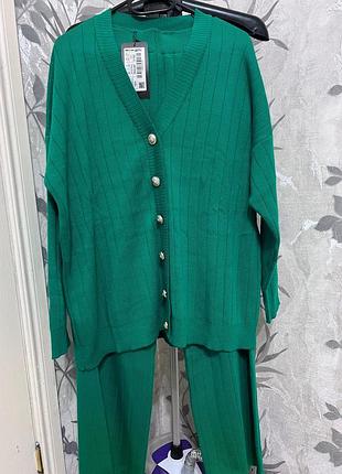 Брючний трикотажний костюм