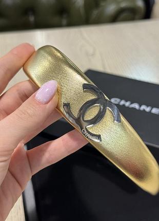 Обруч для волосся золотистий з логотипом