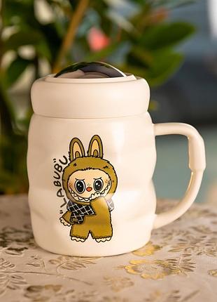 Чашка фарфоровая с крышкой labubu 400 (мл) белый с коричневым fm-54b